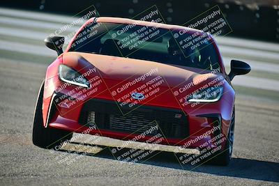 media/Nov-02-2025-Speed Ventures (Sun) [[c948a89870]]/Black/Session 4/